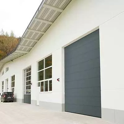 Промышленные ворота цвет серый антрацит